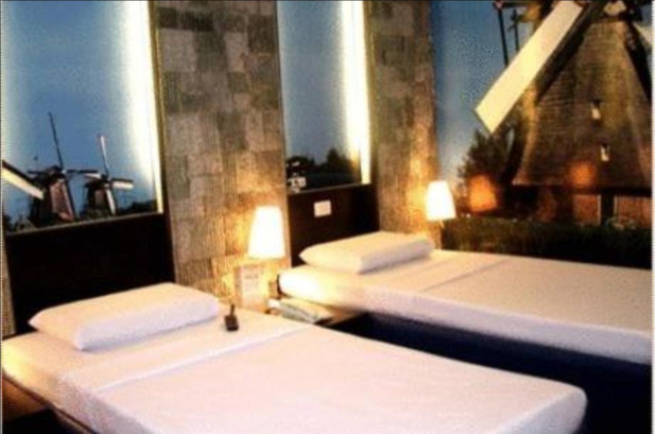 Eurotel North Edsa Cidade Quezon Exterior foto