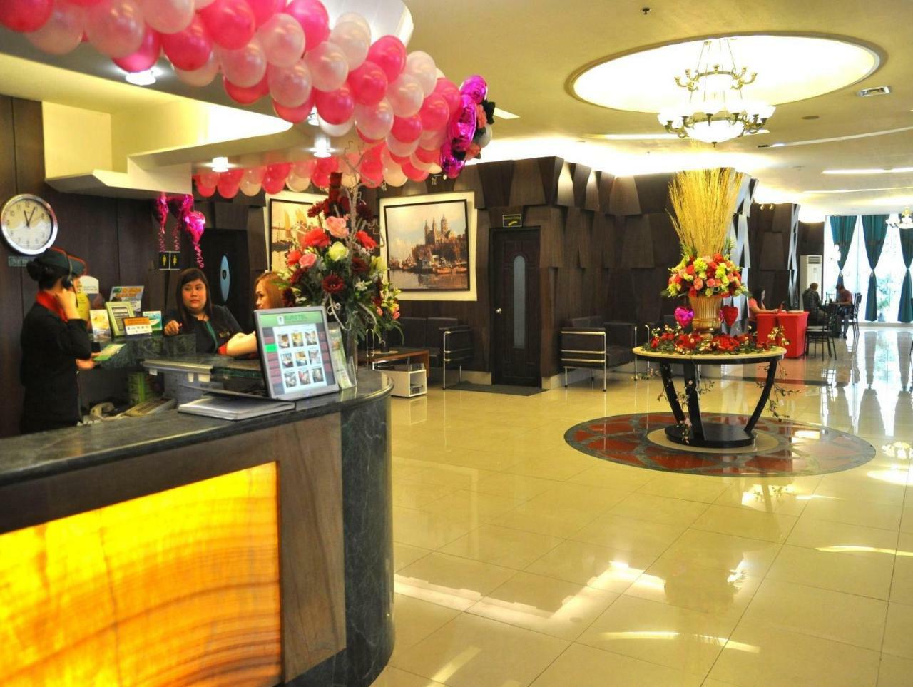 Eurotel North Edsa Cidade Quezon Exterior foto
